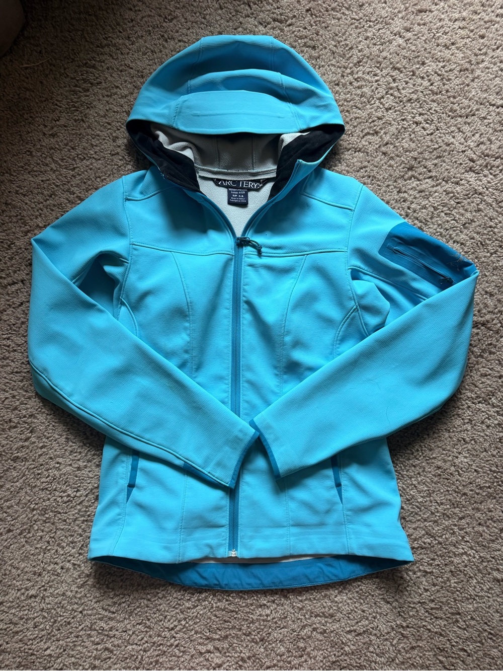 Arc'teryx Women's Bright Turquoise Hooded Softshell Jacket
